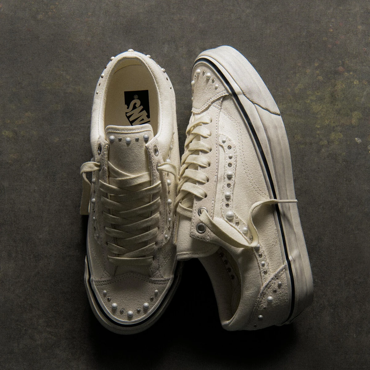 Vans LX Old Skool 36 Pearlized
'Marshmallow' — VN000E8VCCZ1