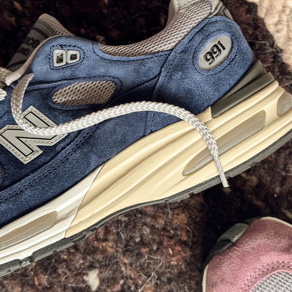 New Balance 991v2 Made in UK ‘Insignia Blue’: Insignia Blue Elevates the Flimby Classic — U991NA2