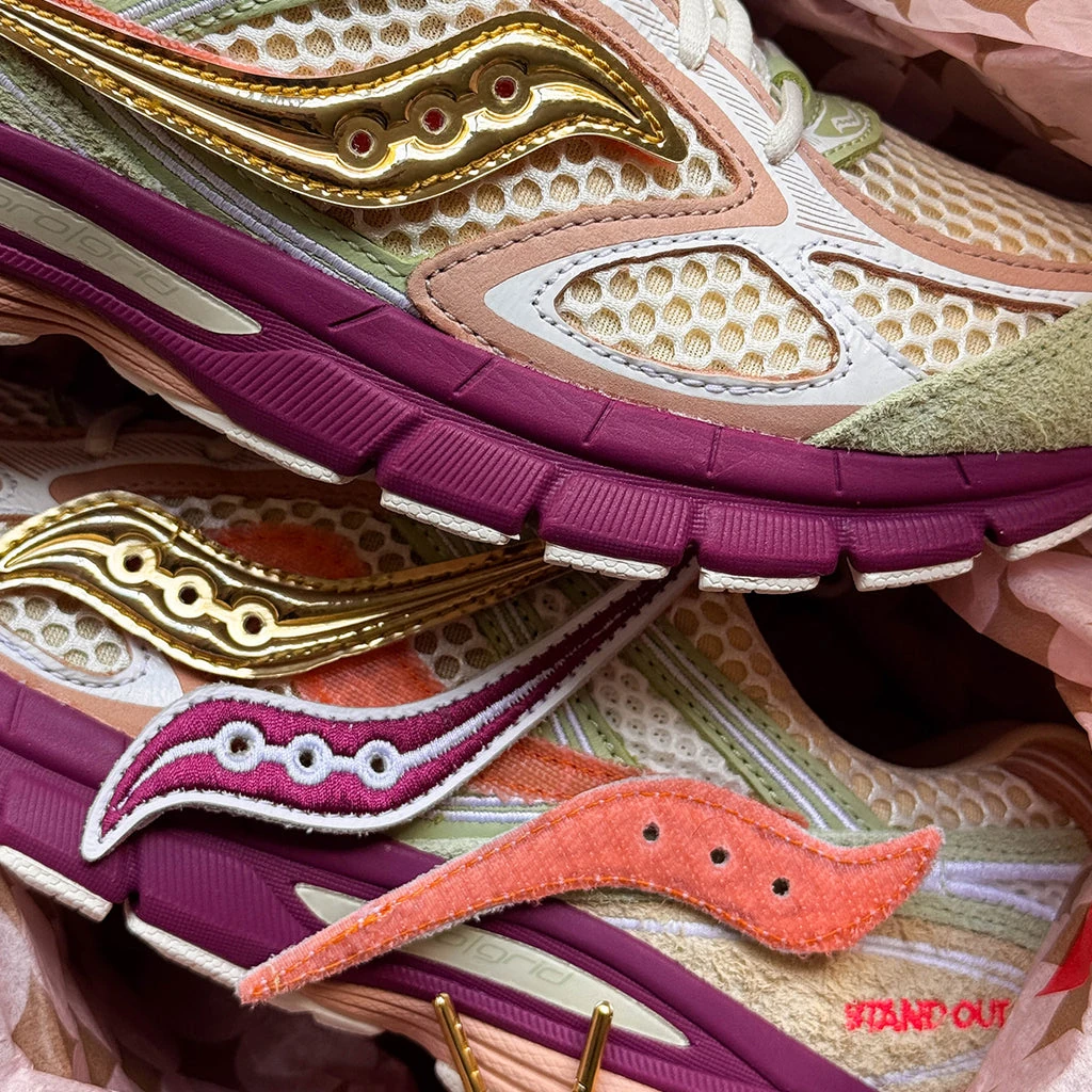 Stan Birch x Saucony ProGrid Guide 7: Personalization at the Heart of a Collaboration — S71070-2