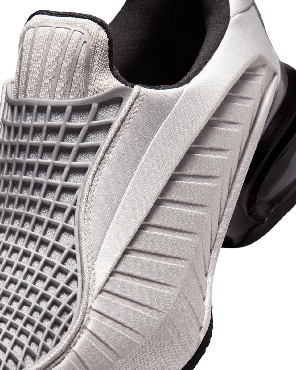 Nike Air Max Dolce
'Metallic Silver' — IB4527-001