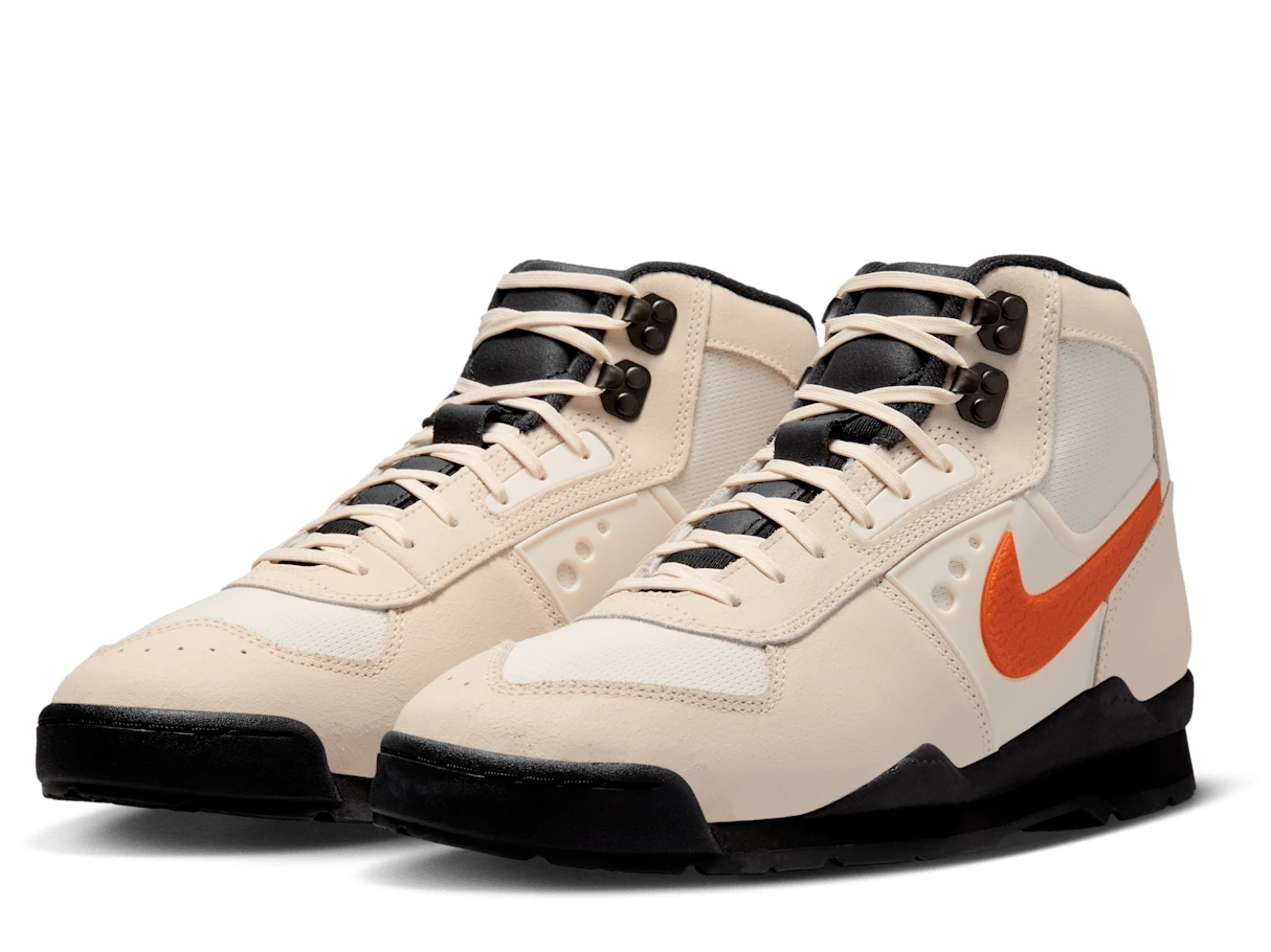 Nike Baltoro ‘Chalk and Safety Orange’: The '90s Outdoor Aesthetic Returns to the Street — IO4556-100