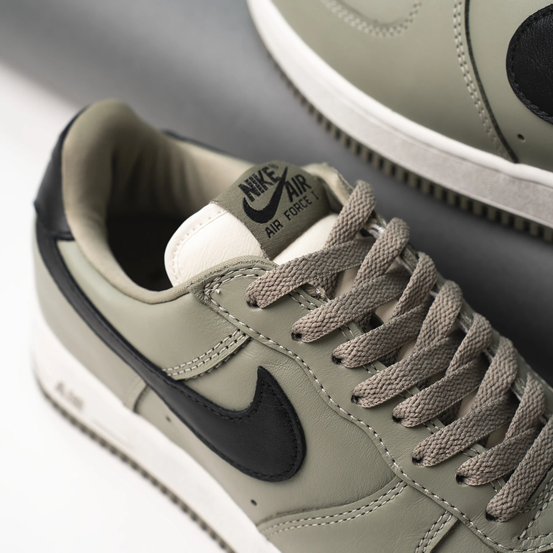 Nike Air Force 1 ’01 ‘Light Army’: The 2001 Profile Returns in Green — IV4501-300