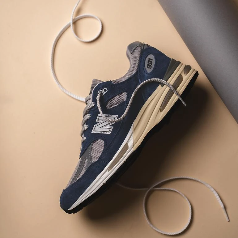 New Balance 991v2 Made in UK ‘Insignia Blue’: Insignia Blue Elevates the Flimby Classic — U991NA2
