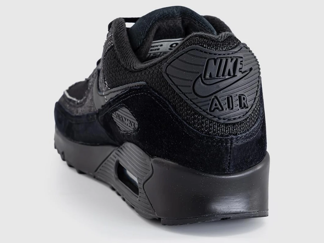Denim Meets Athleisure: The Classic Air Max Reimagined — IW6365-001