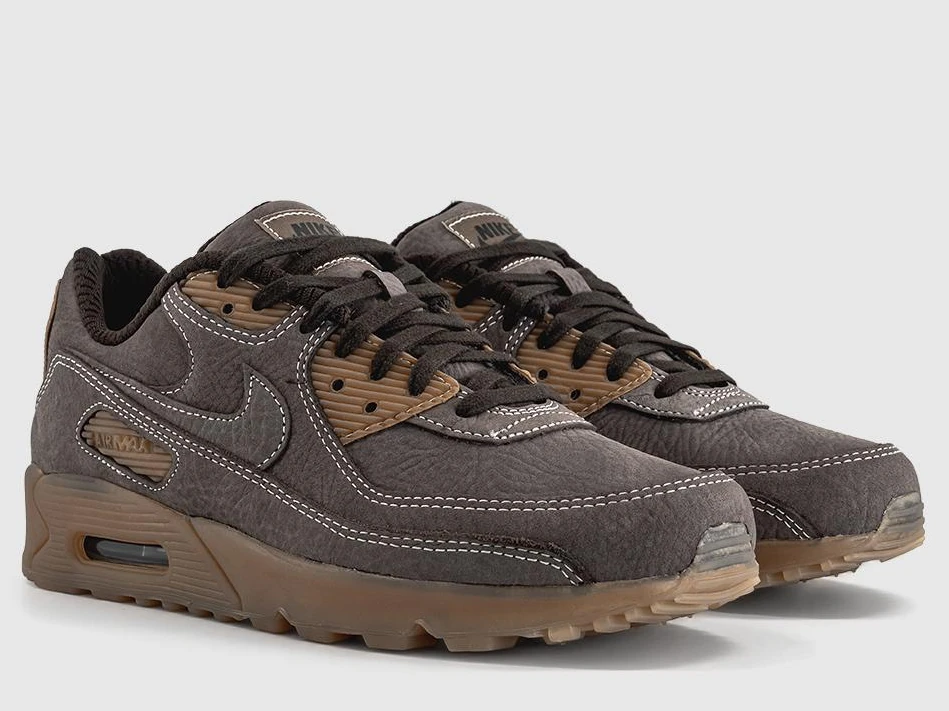 Nike Air Max 90: The Icon Redefining Sporty Style — IR1953-200