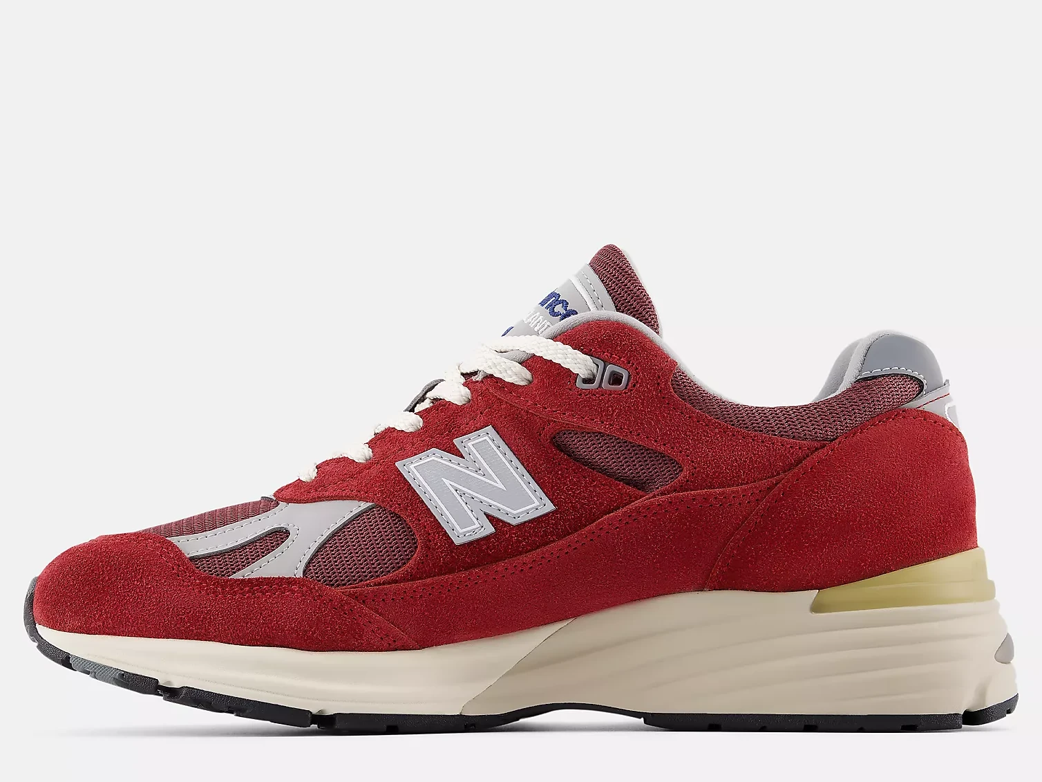 New Balance 991v2
Made in UK
'Karanda Red' — U991RS2