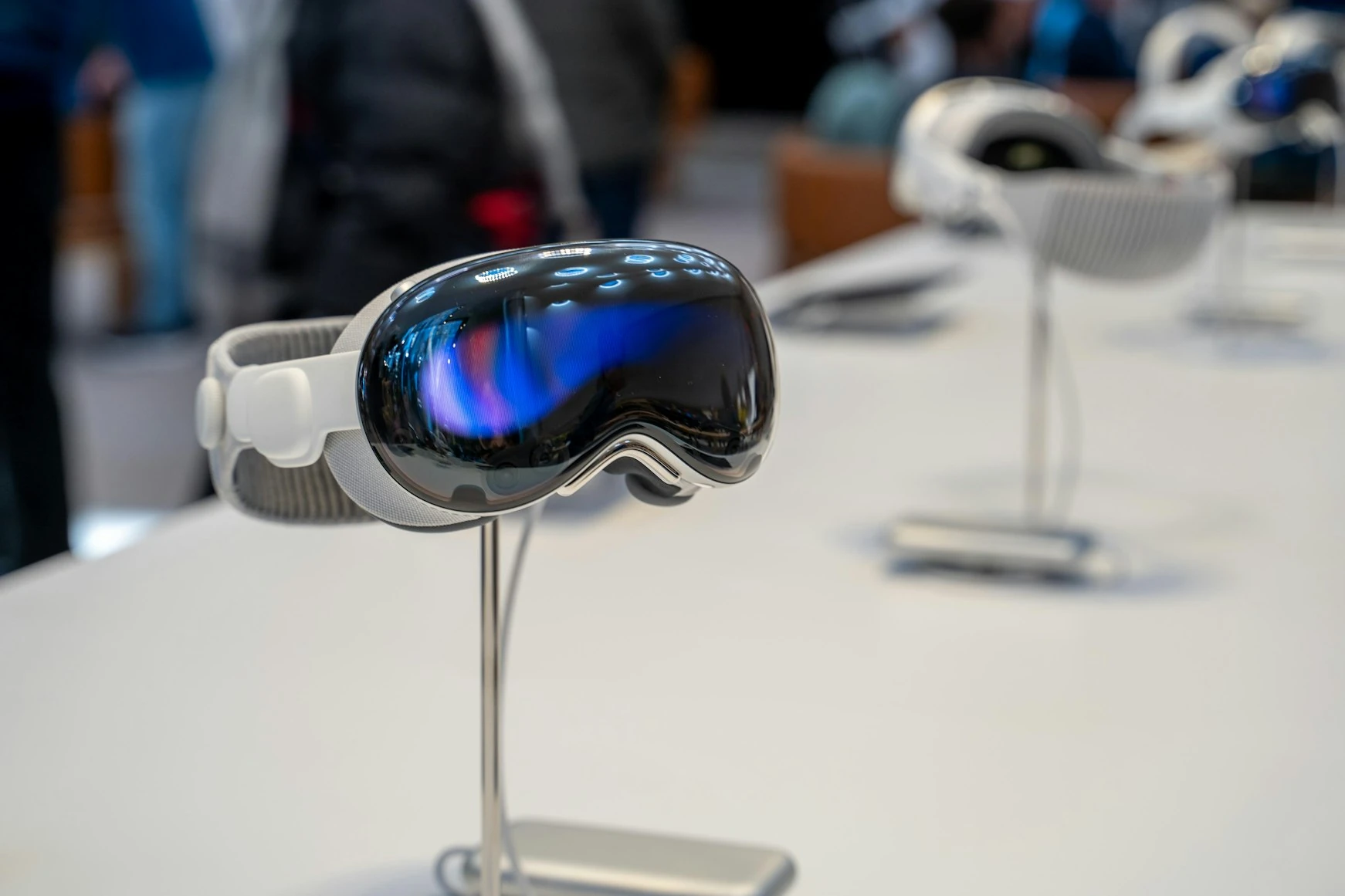Apple restrukturiert seine Teams: Kürzungen in den Abteilungen Vision Pro und Siri