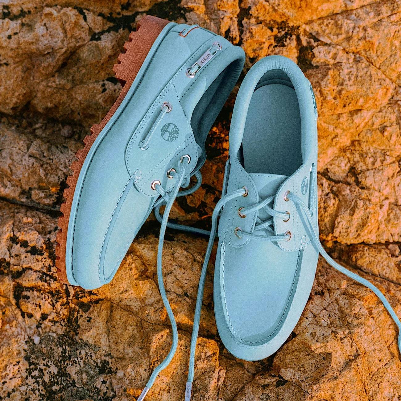 Timberland x Jacquemus Authentic Boat Shoe: The Classic Takes on "Lagoon Blue" Hues — TB0A6G7F04V