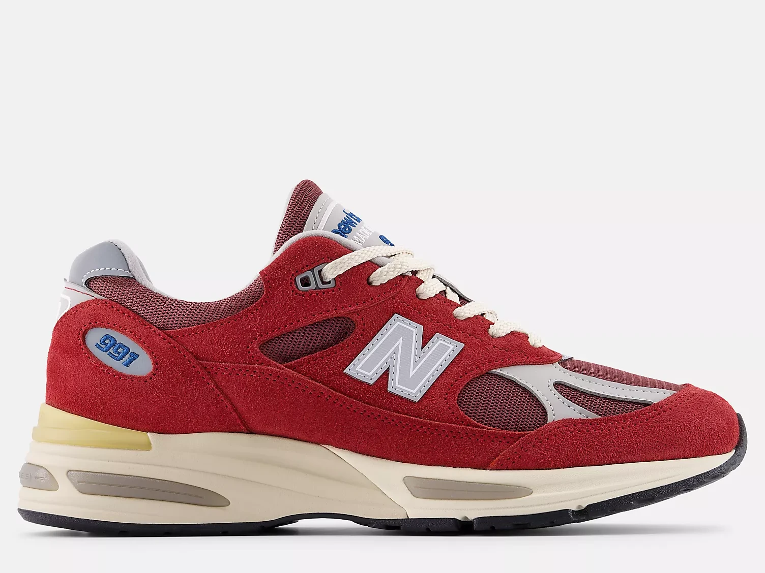 New Balance 991v2
Made in UK
'Karanda Red' — U991RS2