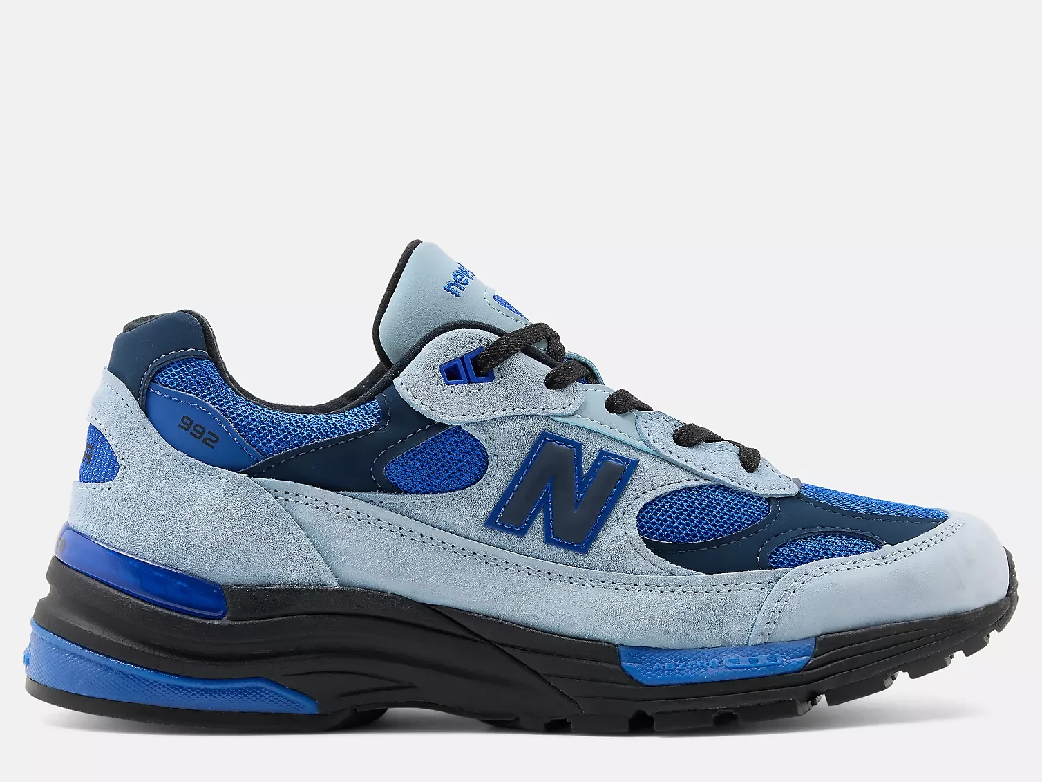 New Balance 992
Made In USA
'Light Arctic Grey' — U992AR