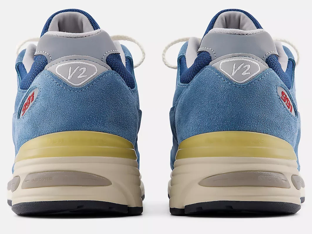 New Balance 991v2
Made in UK
'Poseidon' — U991WS2