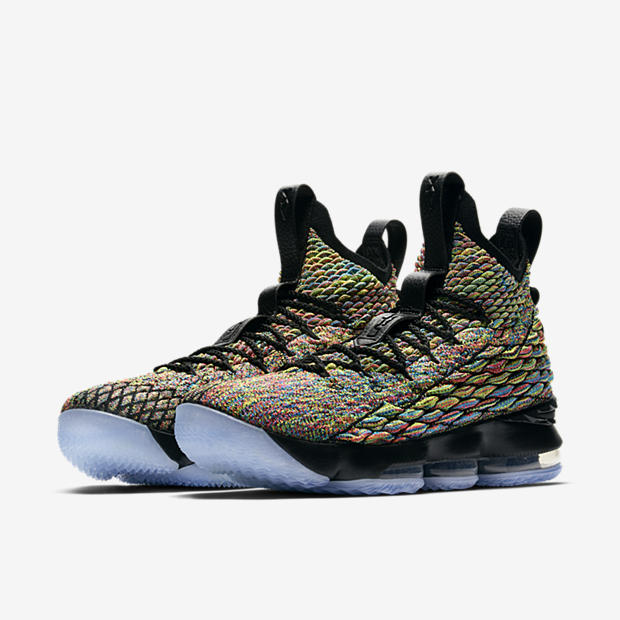 footaction lebron 15