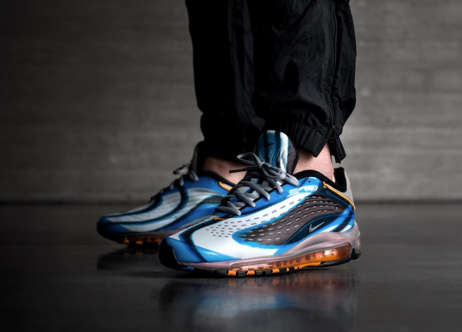 air max deluxe blue and orange