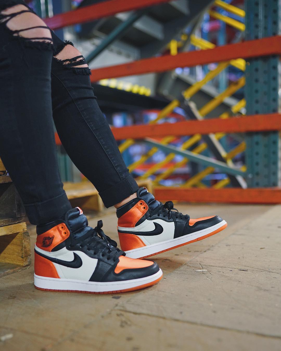 satin shattered backboard womens