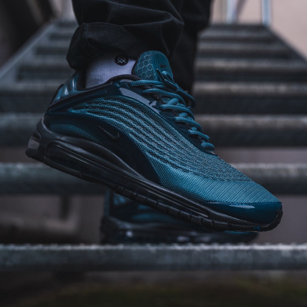 Nike Air Max Deluxe Teal 