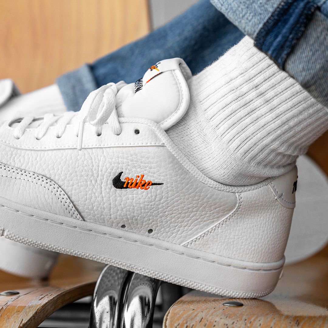 nike court vintage snipes