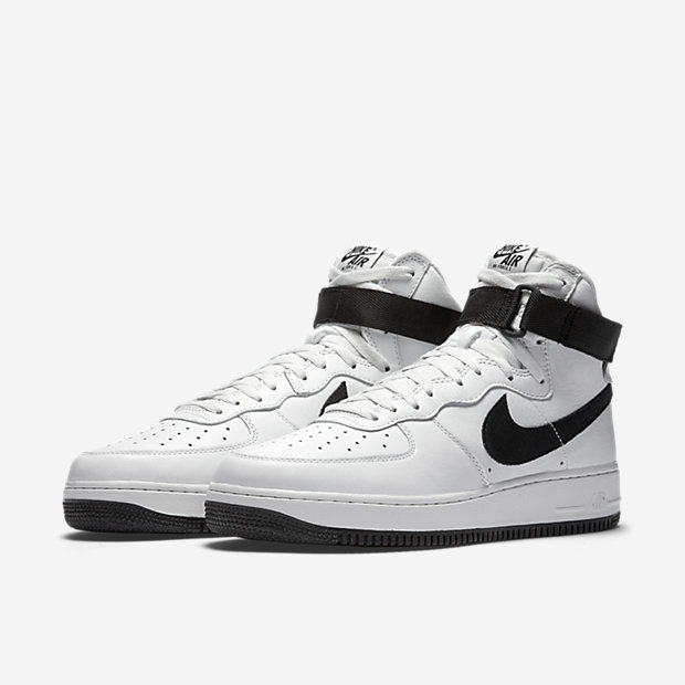 air force 1 retro black and white