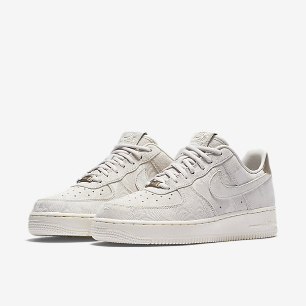 nike air force 1 07 suede w