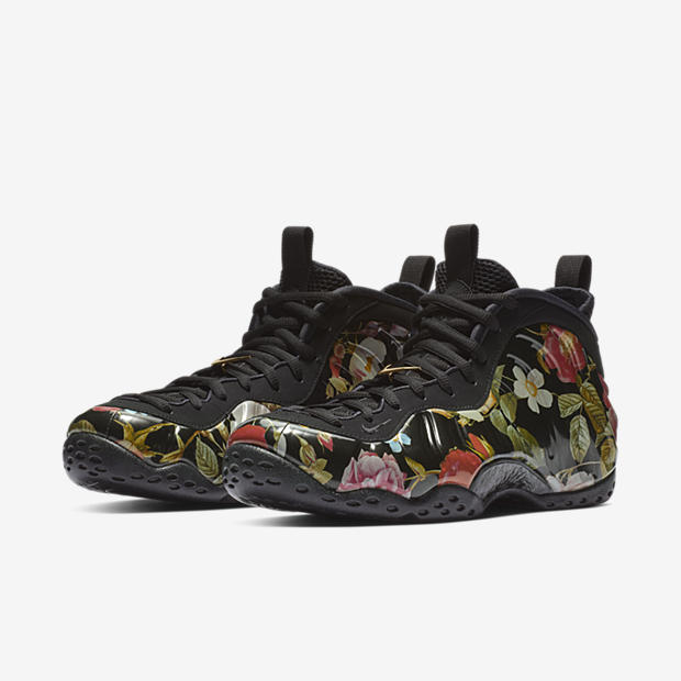 Nike Air Foamposite One
« Floral »