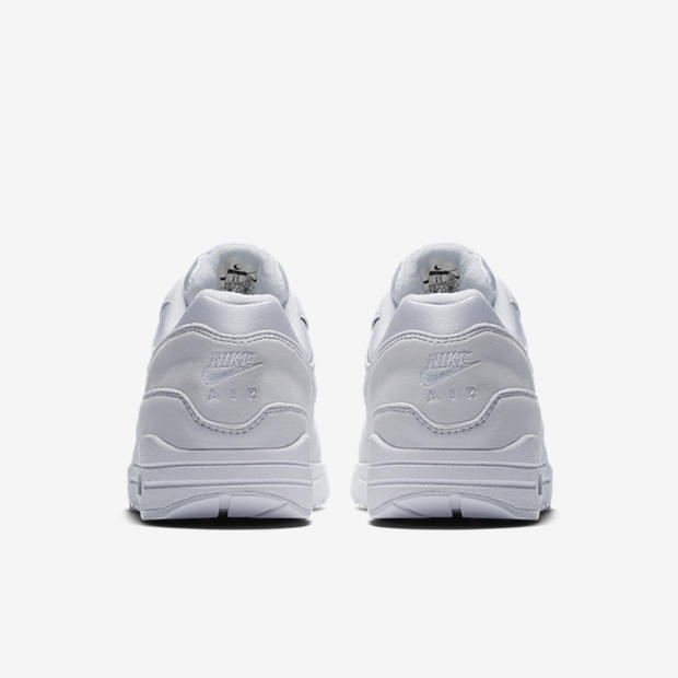 Nike Air Max 1
White / Pure Platinum