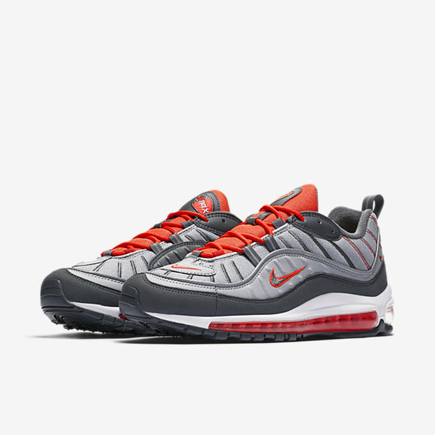 Nike Air Max 98
Wolf Grey / Total Crimson