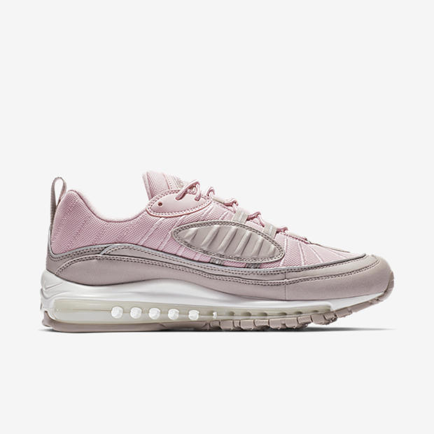 Nike Air Max 98
White / Pink