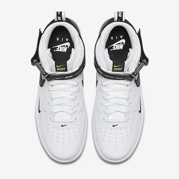 Nike Air Force 1 Mid 07 LV8
White / Black