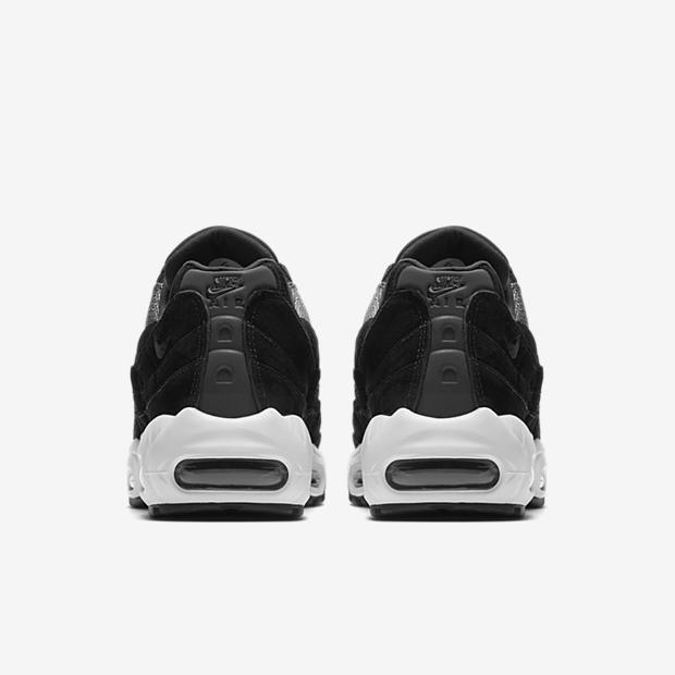 Nike Air Max 95 Premium
Black / White