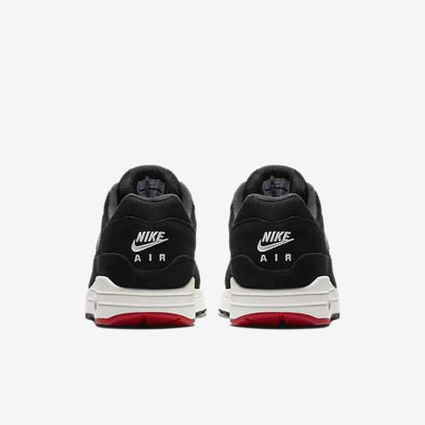 Nike Air Max 1 Premium
« Bred »