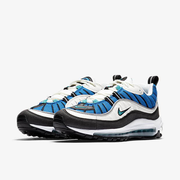 Nike Air Max 98
« Blue Nebula »