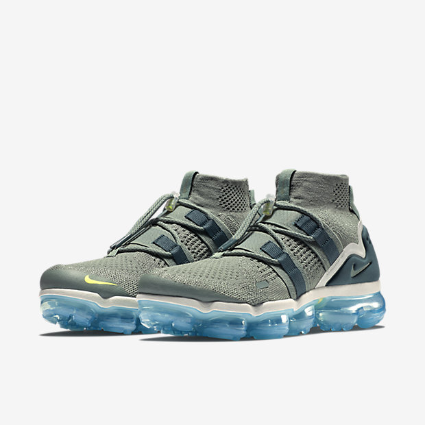 Nike Air VaporMax Flyknit Utility
Clay Green / Neo Turquoise