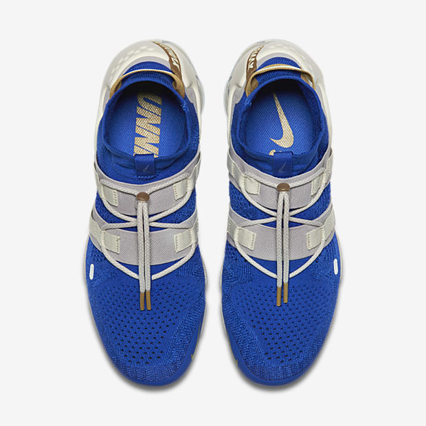Nike Air VaporMax Flyknit
Utility Blue