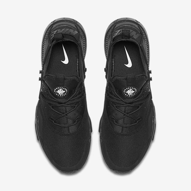 Nike Air Huarache Drift
Black / White