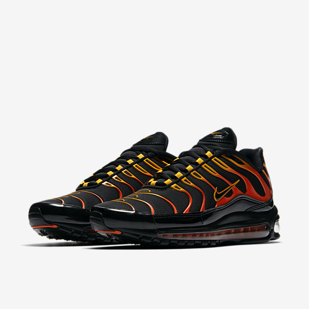 Nike Air Max 97 / Plus
Shock Orange / Black