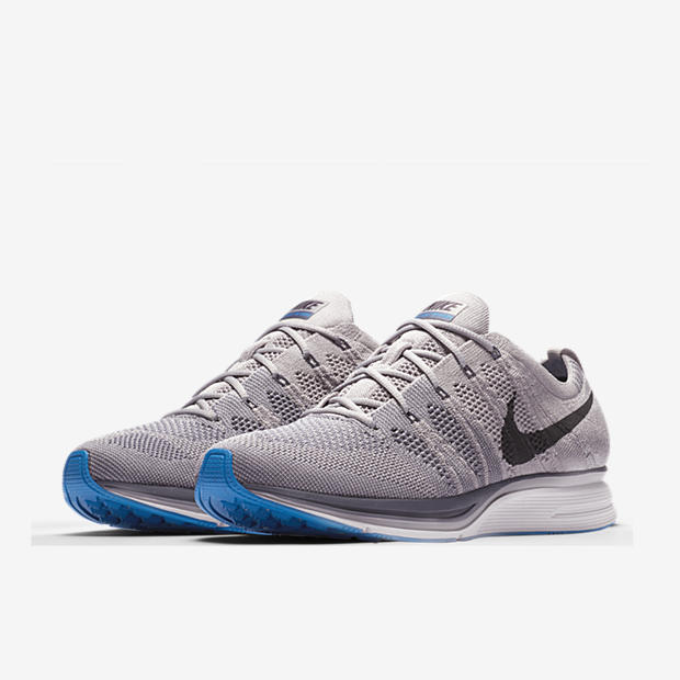 Nike Flyknit Trainer
Grey / Photo Blue