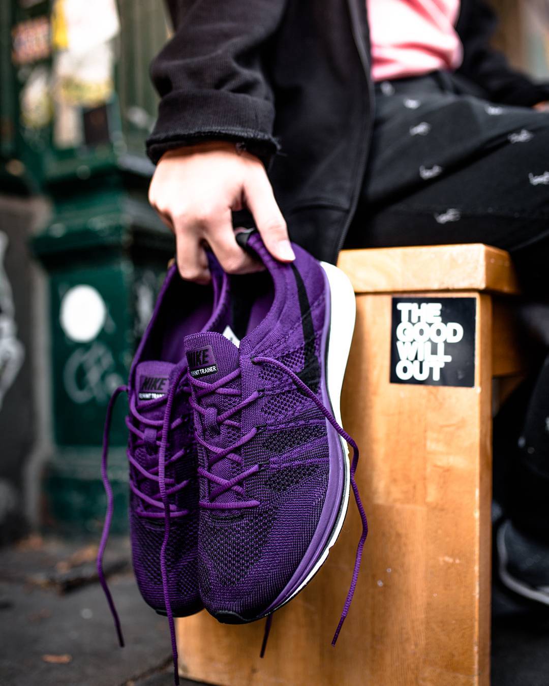 flyknit trainer purple