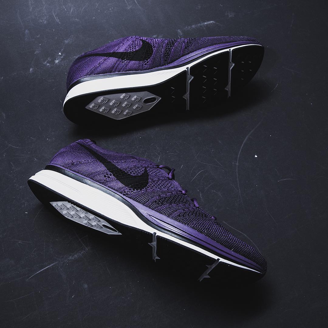 nike flyknit trainer night purple