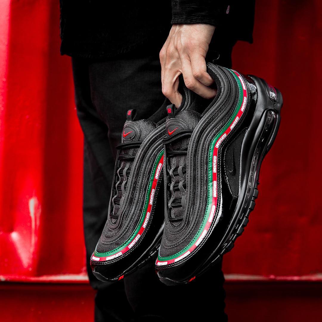 Nike Air Max 97
« Undefeated »