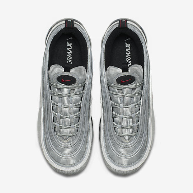 Nike Air Vapormax 97
Metallic Silver / Varsity Red