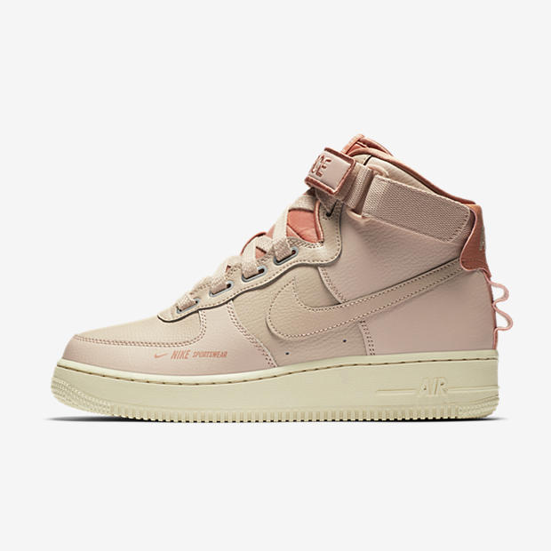 Nike Air Force 1 High Utility
« Particle Beige »