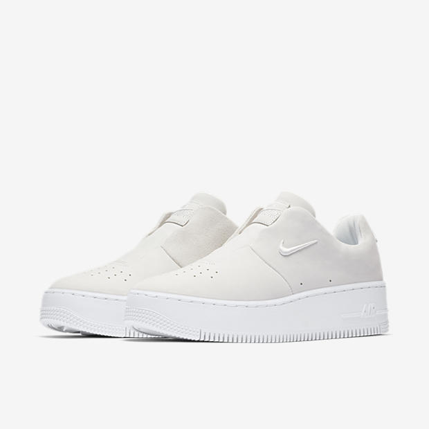 Air Force 1 Sage XX
« 1 Reimagined »