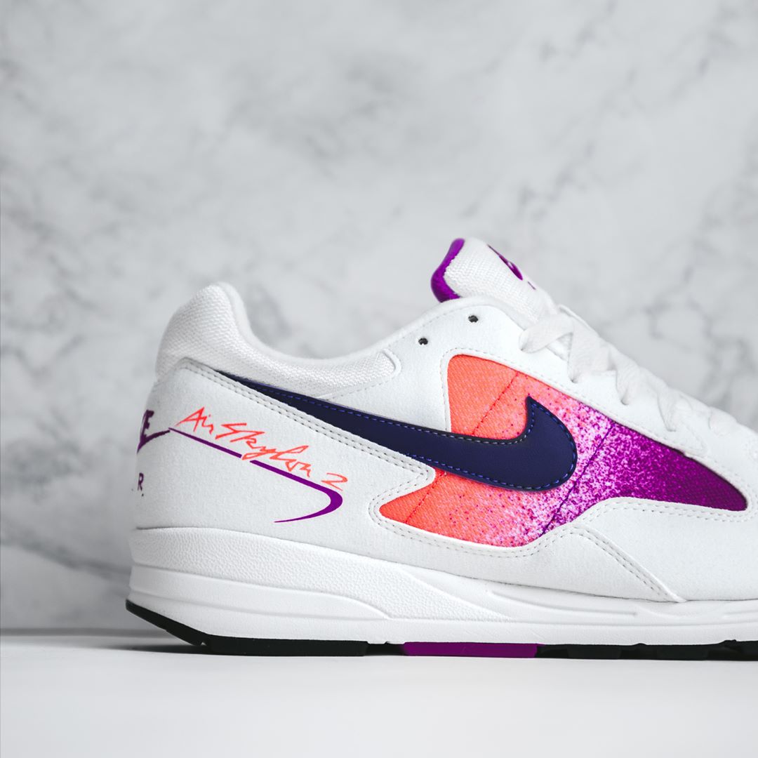 Nike Air Skylon II Court Purple / Solar Red