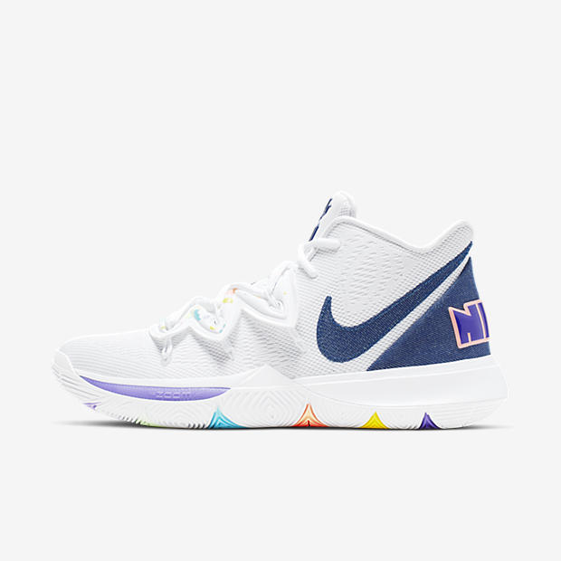 Nike Kyrie 5
« Have A Nike Day »