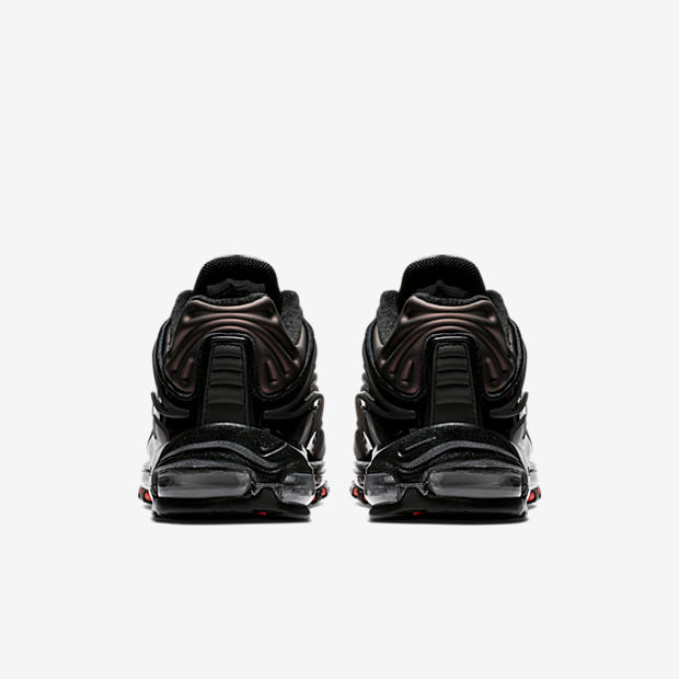 Nike Air Max Deluxe SE
Black / Red