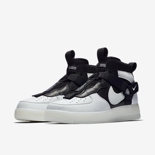 Nike Air Force 1
Utility Mid « Orca »