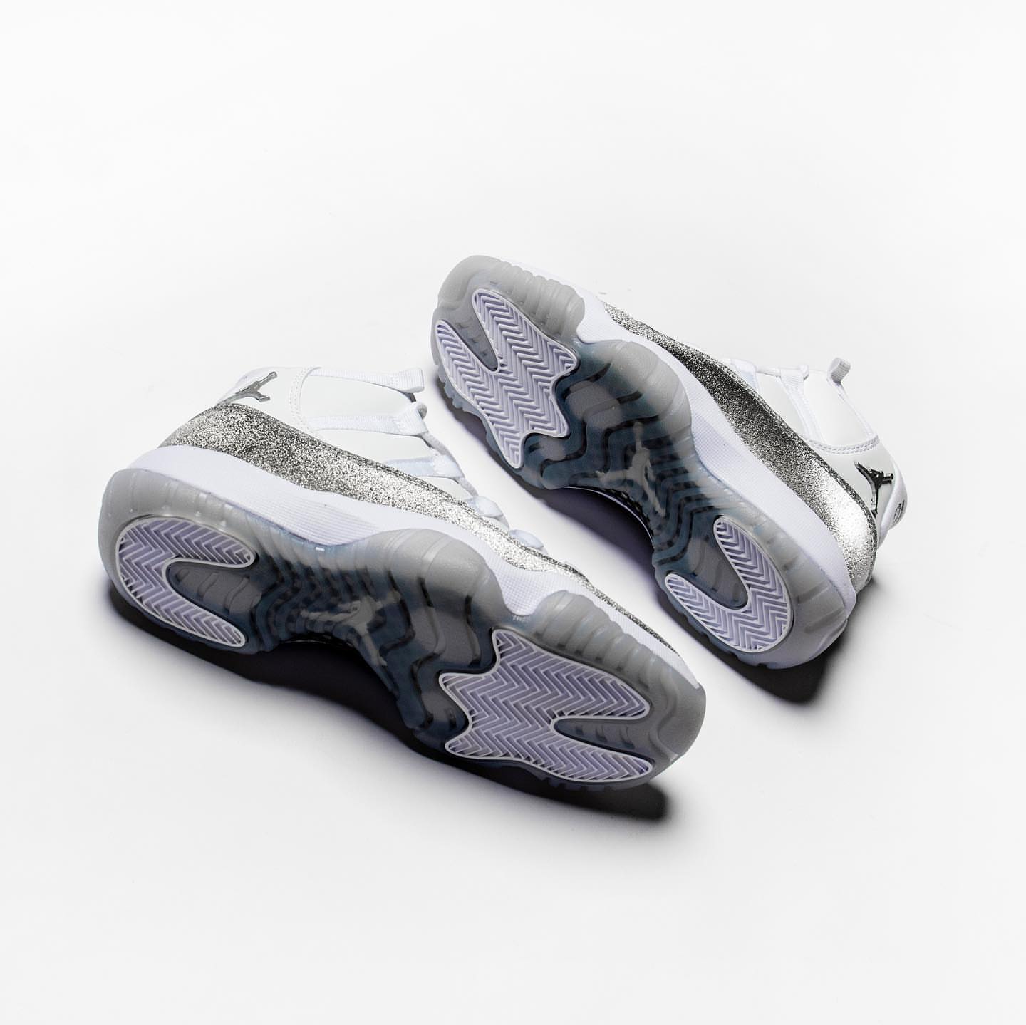 Air Jordan 11 Retro
« Metallic Silver »
