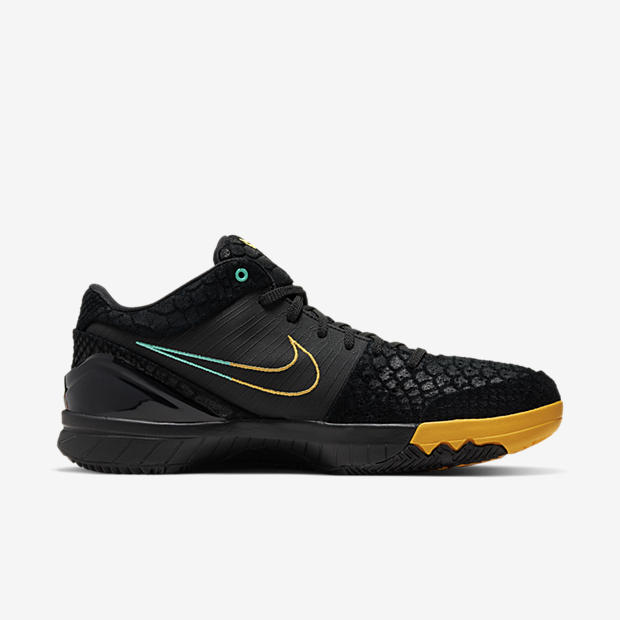 Nike Kobe 4 Protro
« Snakeskin »