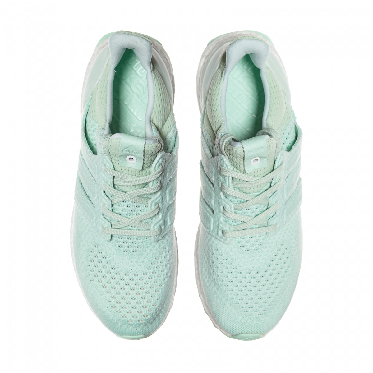Adidas Consortium x Naked
Ultra Boost Primeknit
« Waves Pack »
Mint Green / White