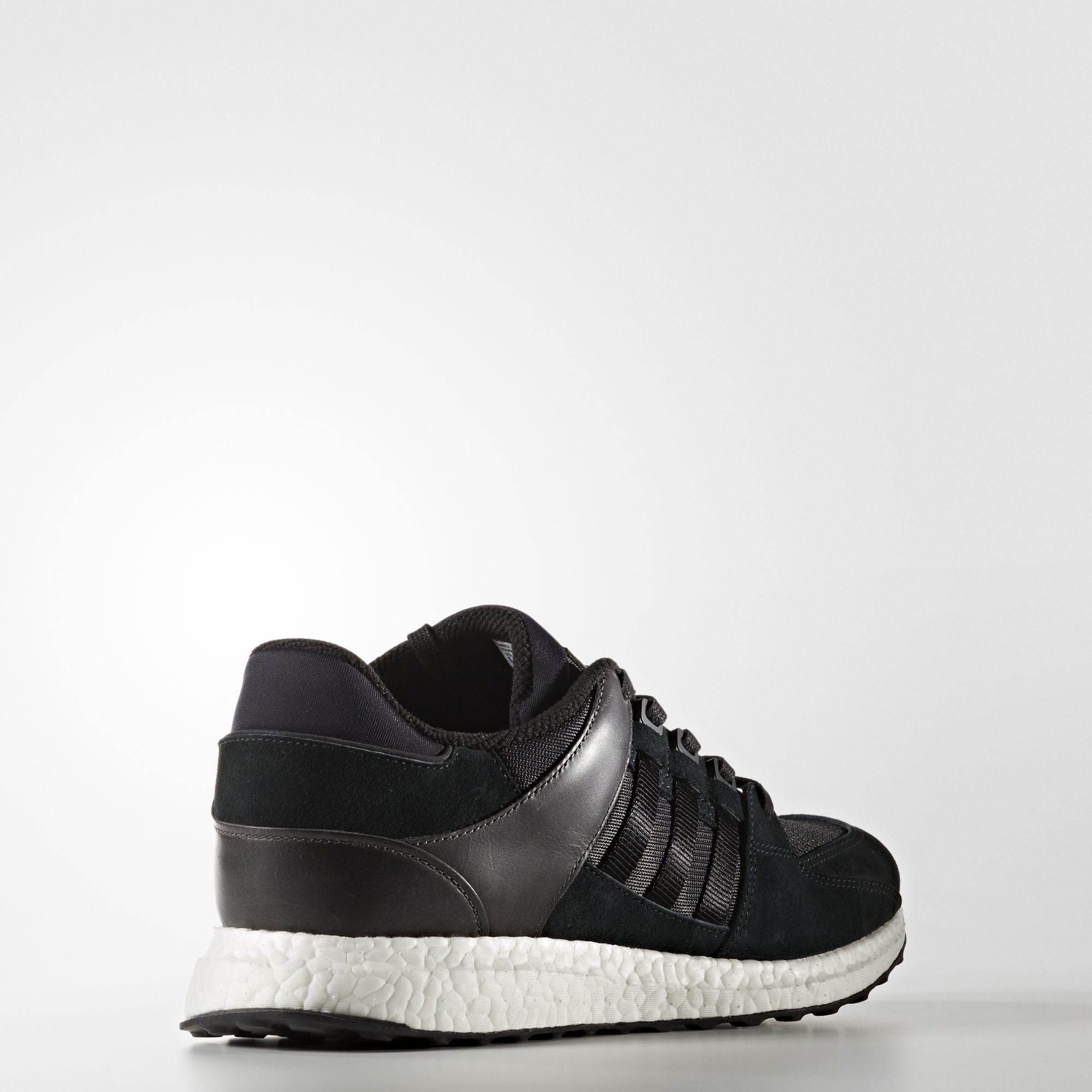 Adidas EQT Support Ultra
Core Black / Footwear White