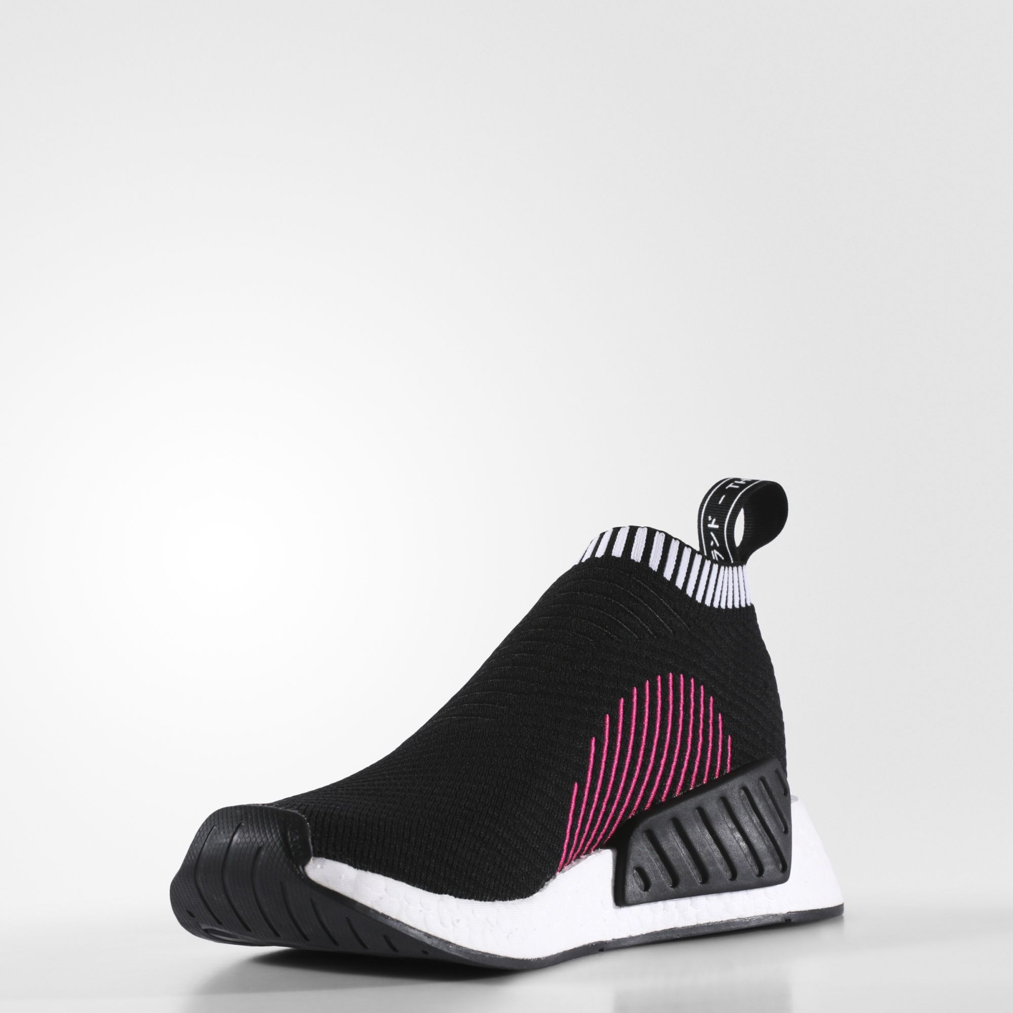 Adidas NMD_CS2 Primeknit
Core Black / Shock Pink